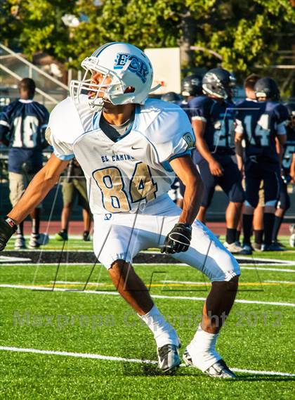 Thumbnail 2 in Sierra Canyon vs. El Camino Real photogallery.