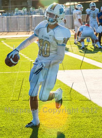 Thumbnail 1 in Sierra Canyon vs. El Camino Real photogallery.