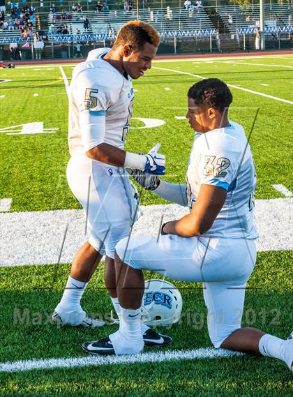 Thumbnail 2 in Sierra Canyon vs. El Camino Real photogallery.