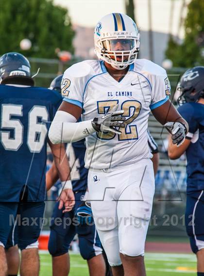 Thumbnail 3 in Sierra Canyon vs. El Camino Real photogallery.