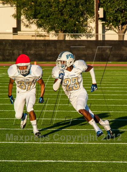 Thumbnail 1 in Sierra Canyon vs. El Camino Real photogallery.