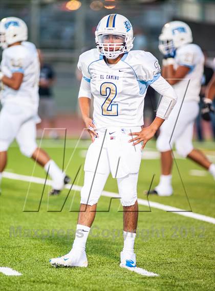 Thumbnail 2 in Sierra Canyon vs. El Camino Real photogallery.