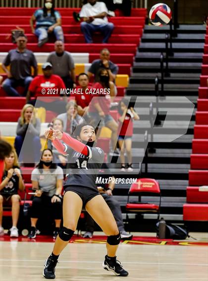 Thumbnail 3 in Mater Dei @ Cathedral Catholic (CIF Regional Semifinal) photogallery.