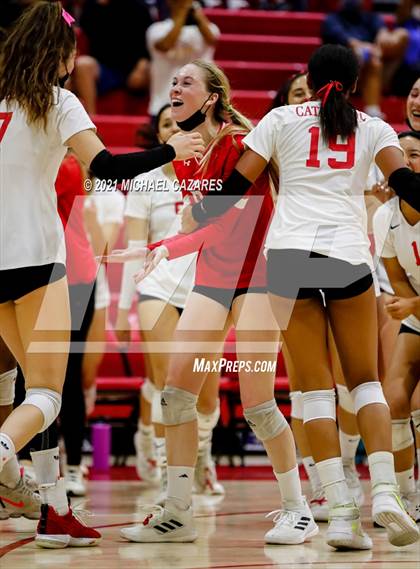 Thumbnail 3 in Mater Dei @ Cathedral Catholic (CIF Regional Semifinal) photogallery.