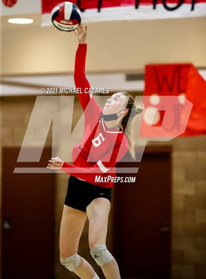 Thumbnail 2 in Mater Dei @ Cathedral Catholic (CIF Regional Semifinal) photogallery.