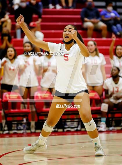 Thumbnail 1 in Mater Dei @ Cathedral Catholic (CIF Regional Semifinal) photogallery.