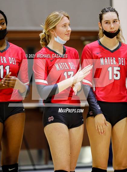 Thumbnail 1 in Mater Dei @ Cathedral Catholic (CIF Regional Semifinal) photogallery.