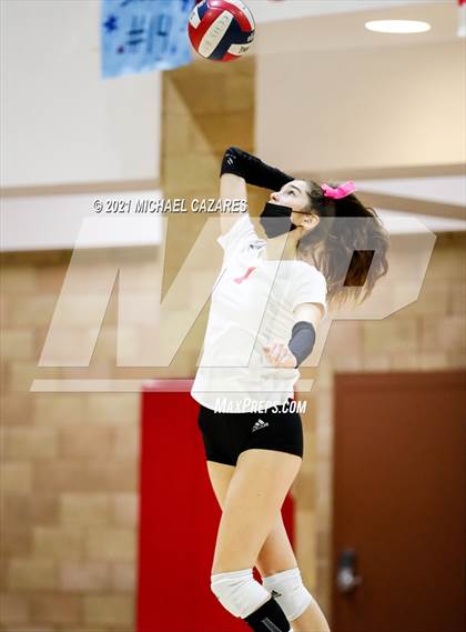 Thumbnail 3 in Mater Dei @ Cathedral Catholic (CIF Regional Semifinal) photogallery.