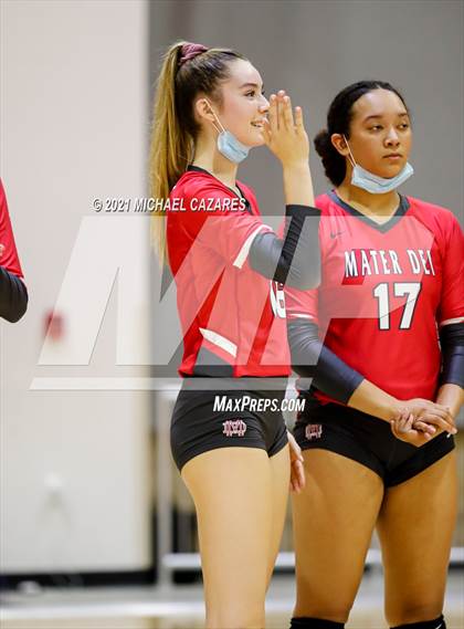 Thumbnail 2 in Mater Dei @ Cathedral Catholic (CIF Regional Semifinal) photogallery.