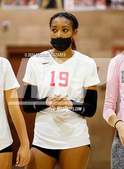 Thumbnail 1 in Mater Dei @ Cathedral Catholic (CIF Regional Semifinal) photogallery.