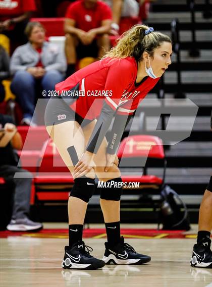 Thumbnail 2 in Mater Dei @ Cathedral Catholic (CIF Regional Semifinal) photogallery.