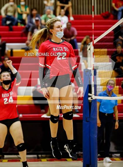 Thumbnail 3 in Mater Dei @ Cathedral Catholic (CIF Regional Semifinal) photogallery.
