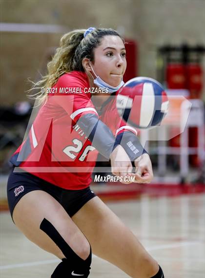 Thumbnail 3 in Mater Dei @ Cathedral Catholic (CIF Regional Semifinal) photogallery.