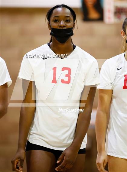 Thumbnail 3 in Mater Dei @ Cathedral Catholic (CIF Regional Semifinal) photogallery.