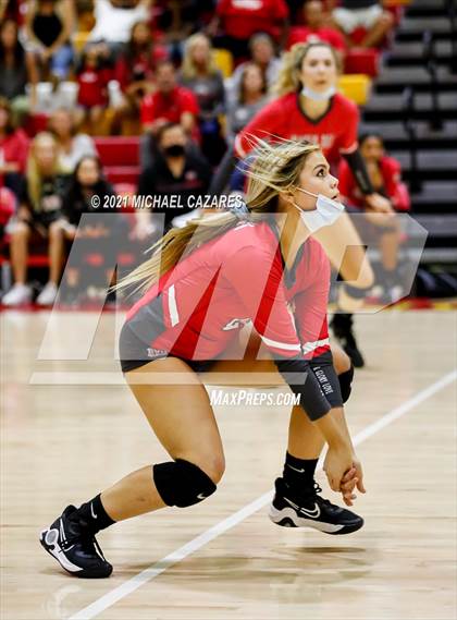 Thumbnail 3 in Mater Dei @ Cathedral Catholic (CIF Regional Semifinal) photogallery.
