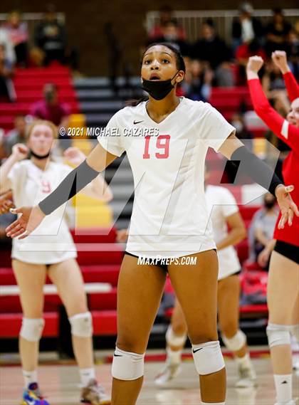 Thumbnail 1 in Mater Dei @ Cathedral Catholic (CIF Regional Semifinal) photogallery.