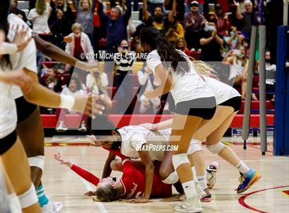 Thumbnail 3 in Mater Dei @ Cathedral Catholic (CIF Regional Semifinal) photogallery.