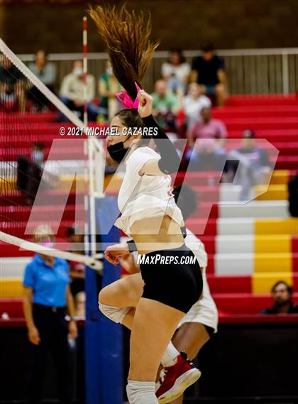 Thumbnail 1 in Mater Dei @ Cathedral Catholic (CIF Regional Semifinal) photogallery.