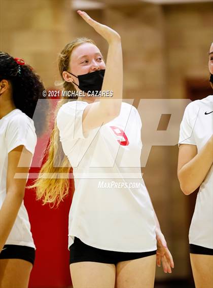 Thumbnail 3 in Mater Dei @ Cathedral Catholic (CIF Regional Semifinal) photogallery.