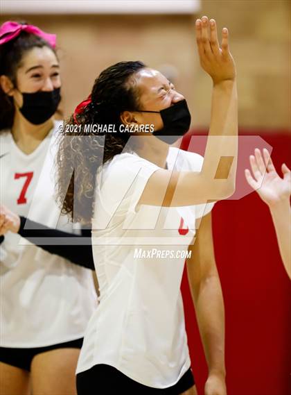 Thumbnail 2 in Mater Dei @ Cathedral Catholic (CIF Regional Semifinal) photogallery.