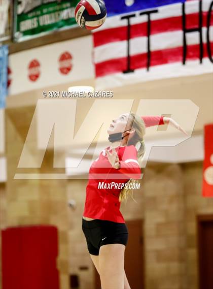 Thumbnail 2 in Mater Dei @ Cathedral Catholic (CIF Regional Semifinal) photogallery.