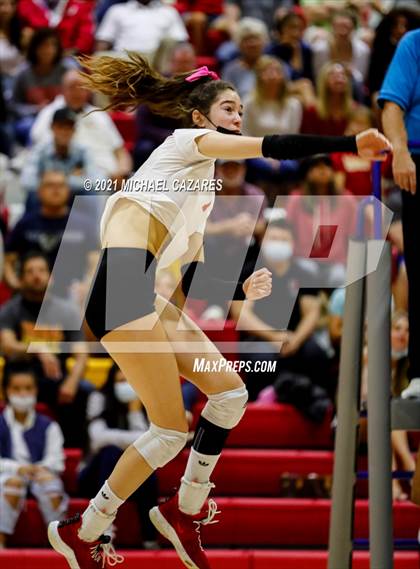 Thumbnail 2 in Mater Dei @ Cathedral Catholic (CIF Regional Semifinal) photogallery.