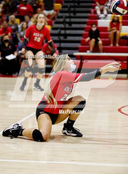 Thumbnail 2 in Mater Dei @ Cathedral Catholic (CIF Regional Semifinal) photogallery.