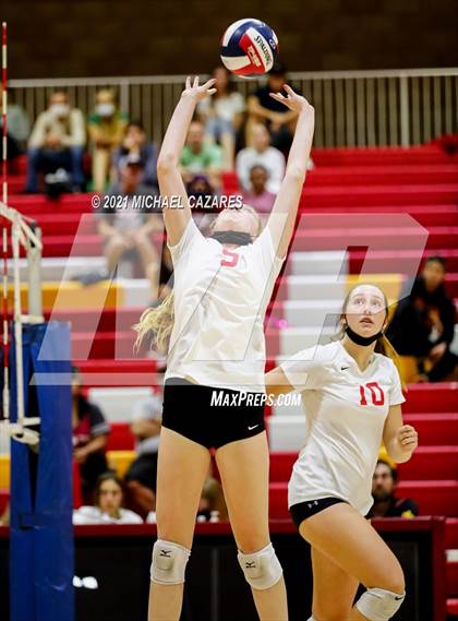 Thumbnail 3 in Mater Dei @ Cathedral Catholic (CIF Regional Semifinal) photogallery.