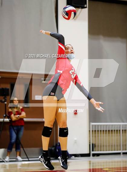 Thumbnail 1 in Mater Dei @ Cathedral Catholic (CIF Regional Semifinal) photogallery.