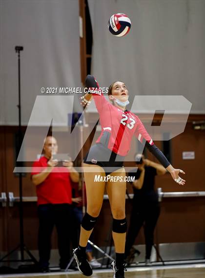 Thumbnail 2 in Mater Dei @ Cathedral Catholic (CIF Regional Semifinal) photogallery.