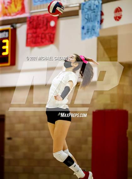 Thumbnail 3 in Mater Dei @ Cathedral Catholic (CIF Regional Semifinal) photogallery.
