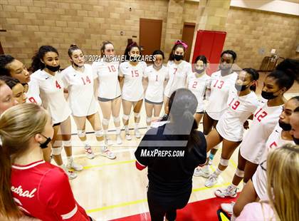 Thumbnail 2 in Mater Dei @ Cathedral Catholic (CIF Regional Semifinal) photogallery.