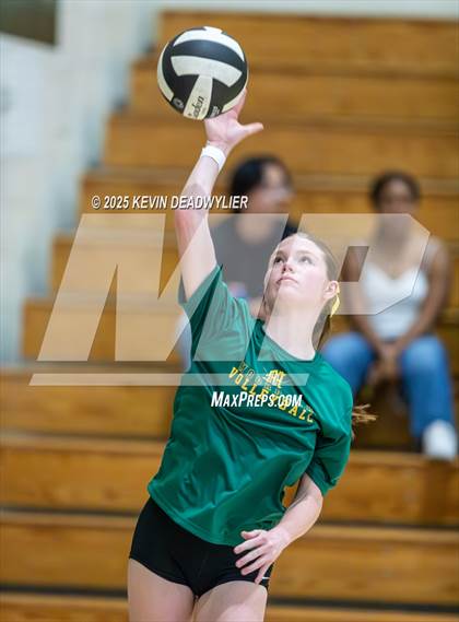 Thumbnail 1 in Calabasas @ Moorpark photogallery.