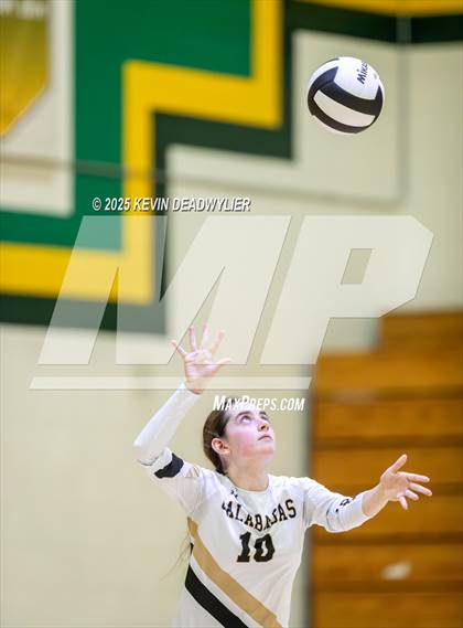 Thumbnail 1 in Calabasas @ Moorpark photogallery.
