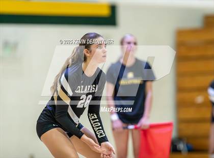 Thumbnail 1 in Calabasas @ Moorpark photogallery.