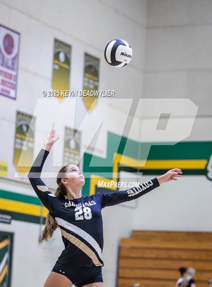 Thumbnail 3 in Calabasas @ Moorpark photogallery.
