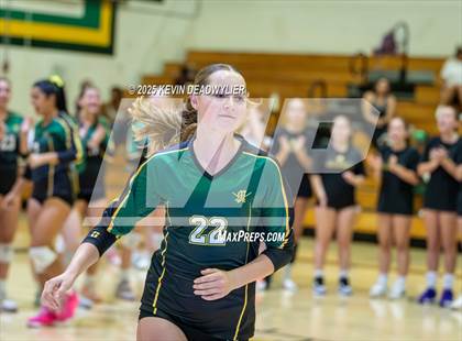 Thumbnail 1 in Calabasas @ Moorpark photogallery.