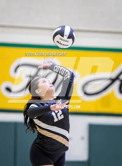 Thumbnail 2 in Calabasas @ Moorpark photogallery.