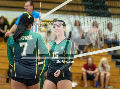 Thumbnail 3 in Calabasas @ Moorpark photogallery.