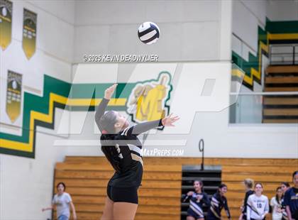 Thumbnail 2 in Calabasas @ Moorpark photogallery.