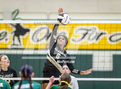 Thumbnail 3 in Calabasas @ Moorpark photogallery.