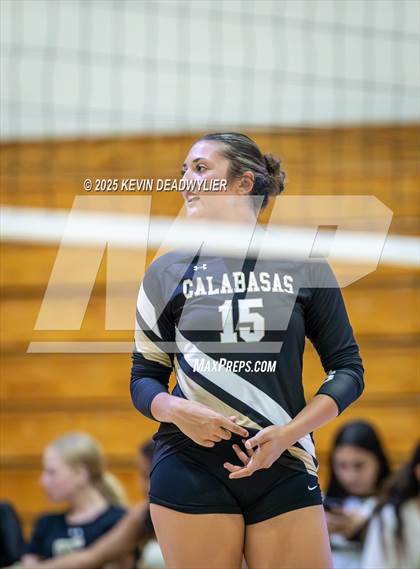 Thumbnail 2 in Calabasas @ Moorpark photogallery.