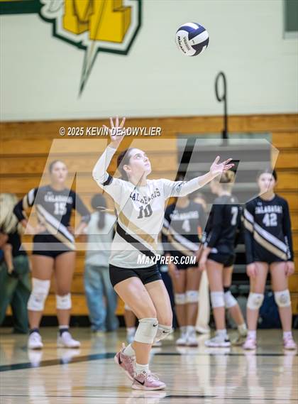 Thumbnail 2 in Calabasas @ Moorpark photogallery.