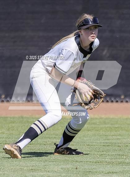 Thumbnail 1 in Verrado vs Willow Canyon AIA 5A Championship (L Round 3A) photogallery.