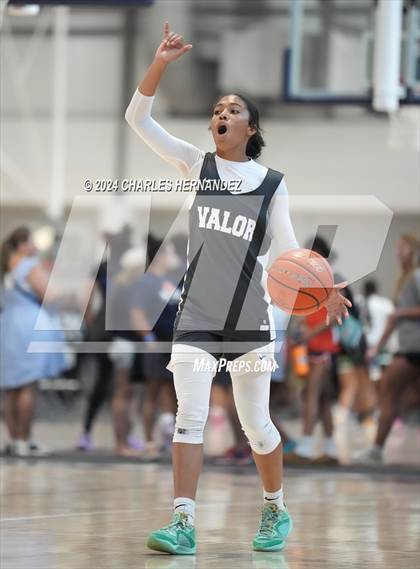 Thumbnail 1 in Highland Park vs Cypress Lakes (Texas Association of Basketball Coaches Showcase) photogallery.