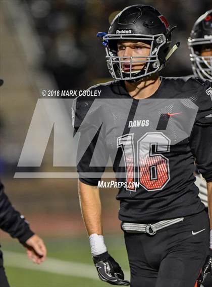 Thumbnail 2 in Bowie vs. Spring (UIL 6A Area Playoff) photogallery.