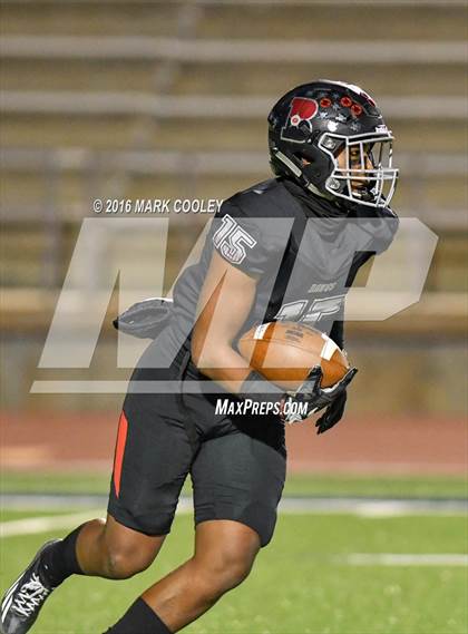 Thumbnail 3 in Bowie vs. Spring (UIL 6A Area Playoff) photogallery.