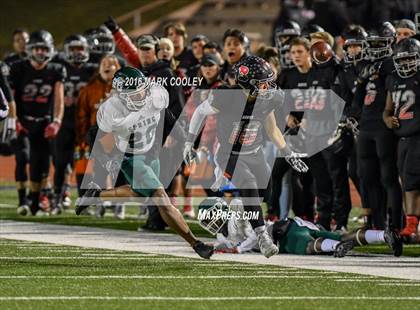 Thumbnail 3 in Bowie vs. Spring (UIL 6A Area Playoff) photogallery.