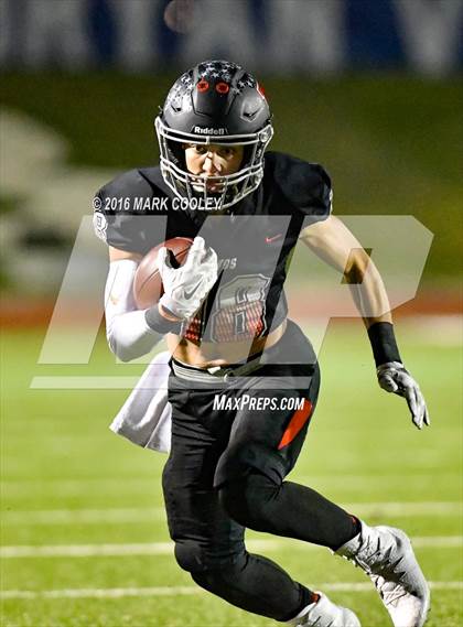 Thumbnail 1 in Bowie vs. Spring (UIL 6A Area Playoff) photogallery.