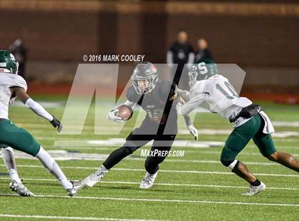 Thumbnail 3 in Bowie vs. Spring (UIL 6A Area Playoff) photogallery.
